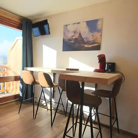 Apartment Le Cocon, T1 Plus Coin Montagne Vue Panoramique, Eclose Huez