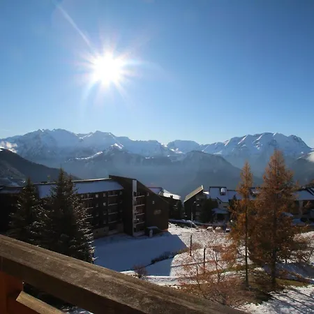 Apartment Le Cocon, T1 Plus Coin Montagne Vue Panoramique, Eclose Huez